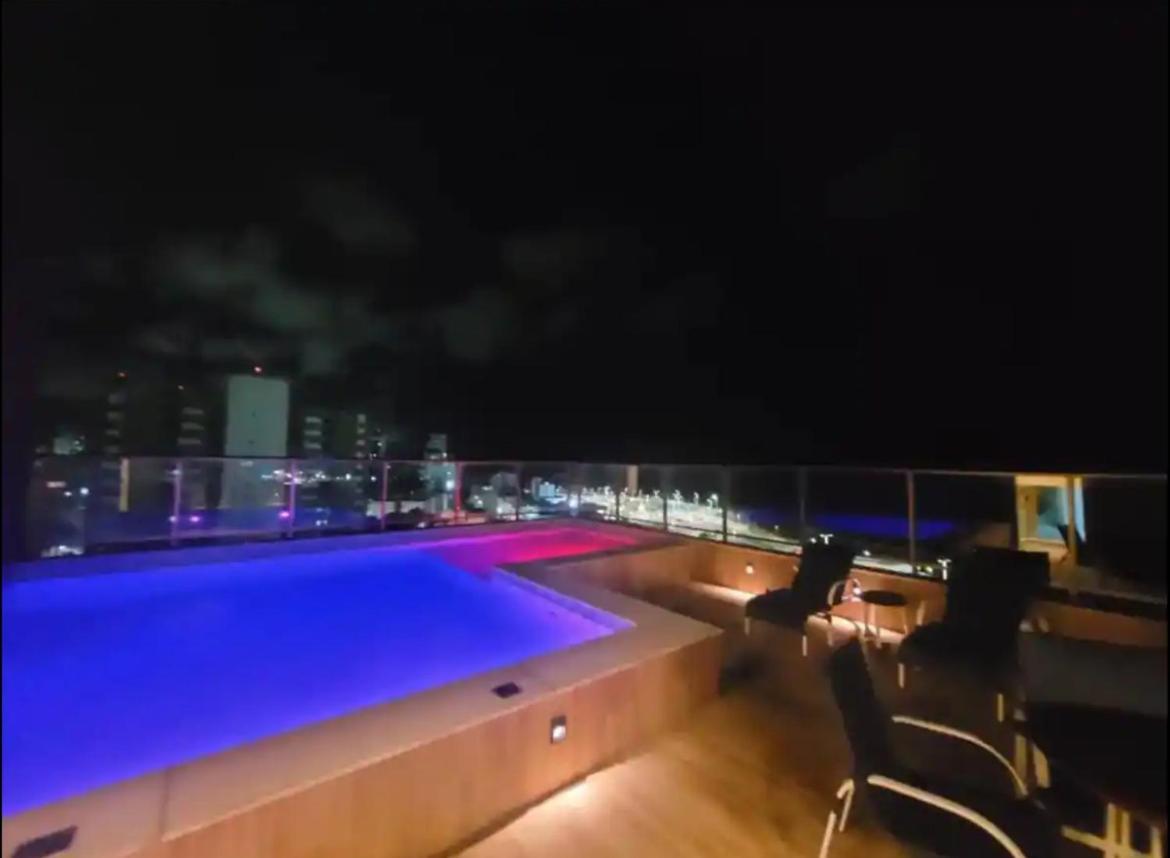 Apartamento Smart Sol Costa Azul Salvador Esterno foto